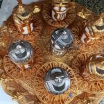 Silbernes Tassen-Set